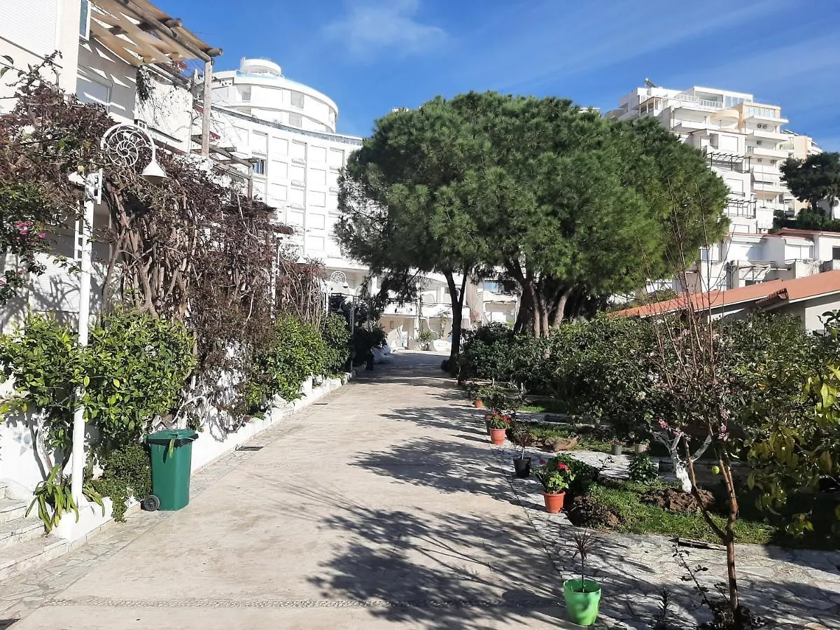Kela Apartment 3 Sarande