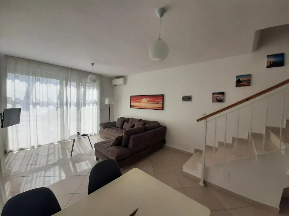 Kela Apartment 3 Sarande 0*,  Albania