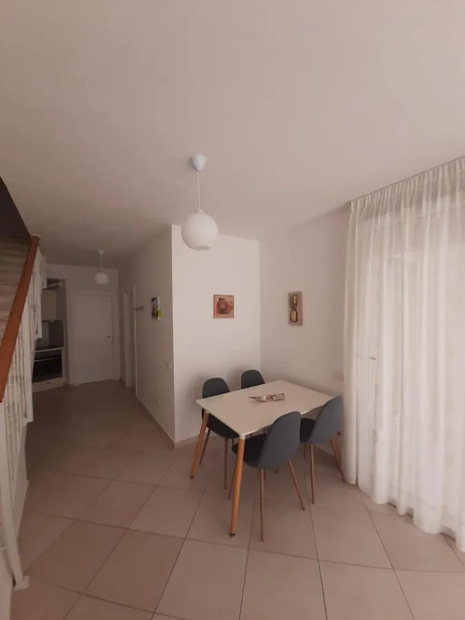 Kela Apartment 3 Sarande