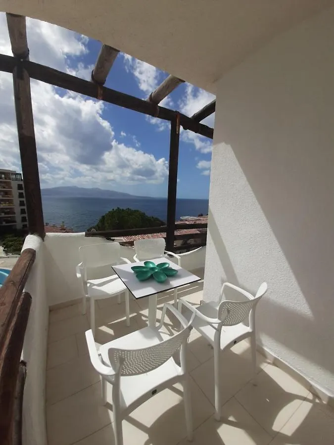 Kela Apartment 3 Sarande 0*,