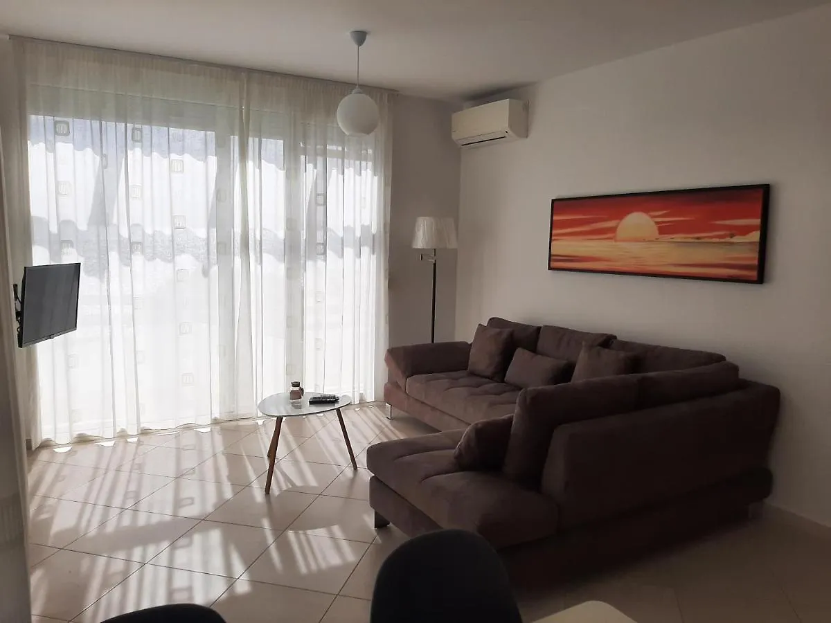 Kela Apartment 3 Sarande