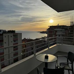 Ideal Apartment